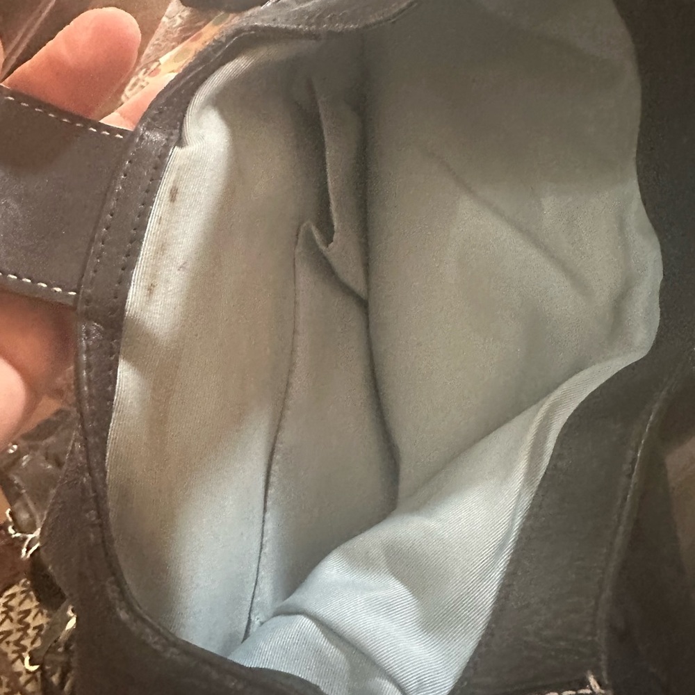 Authentic Coach bag - Picture 3 of 6